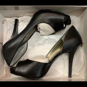 Update:Sold!! Jessica Simpson Black Josette Heels